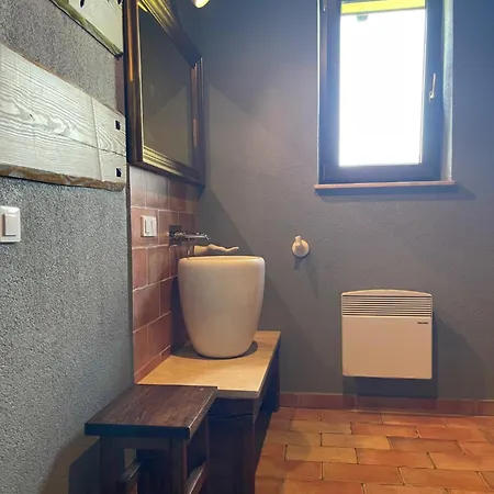 Dolomiti Apartment *
